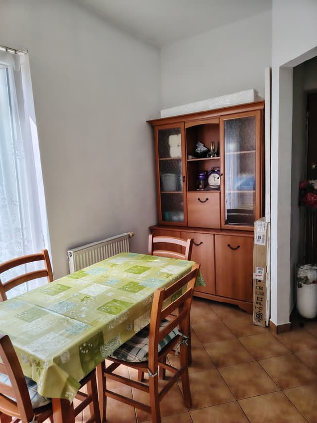 Urocze mieszkanie z гаражем i piwnicą w centrum Grochowa - Zdjęcie 2/5