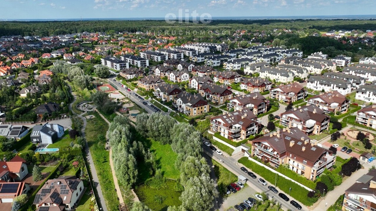 Nowoczesny apartament z balkonem i parkingiem, Warszewo - Zdjęcie 1/12