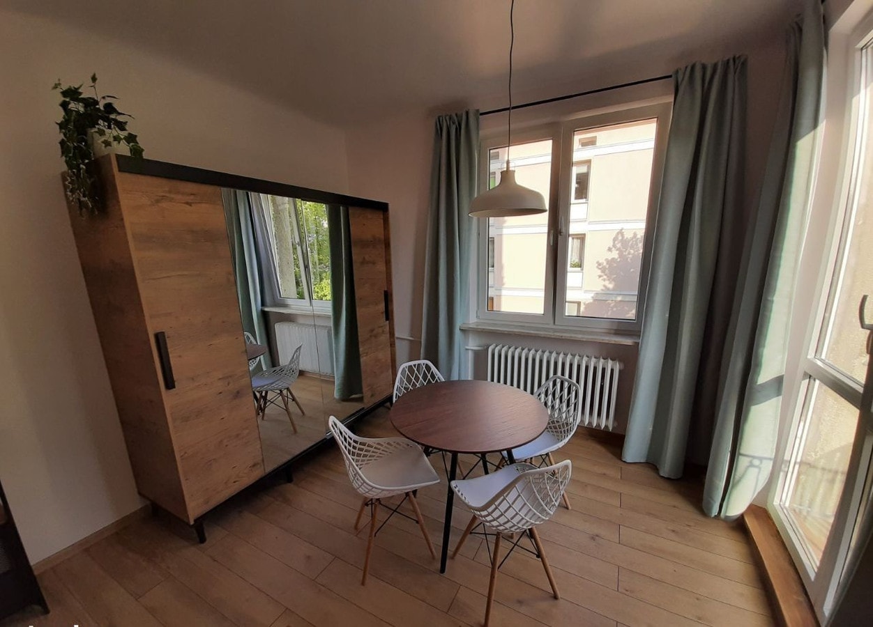 Wyjątkowe studio na Starych Bielanach blisko metra i parku - Zdjęcie 1/10