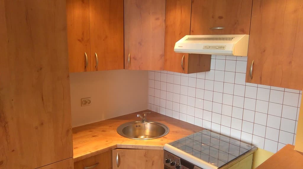Jasne 32m² z balkonem w sercu Jeżyc - Poznań - Zdjęcie 1/15