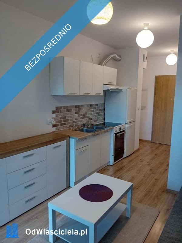 Umeblowana kawalerka na Pomorskiej - Bydgoszcz - Zdjęcie 2/9