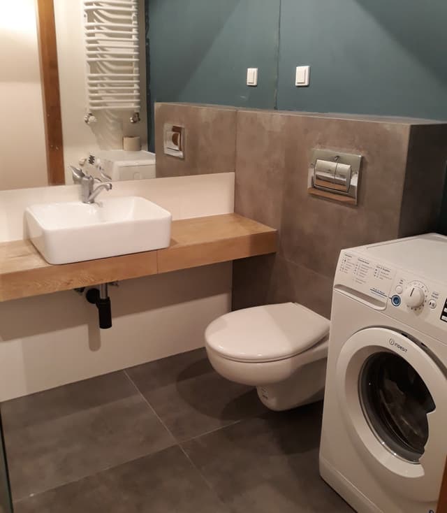 Przytulne mieszkanie w dobrze skomunikowanej dzielnicy - Zdjęcie 2/10