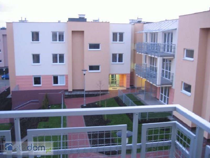 Przytulne 34 m² na Białołęce - spokojna okolica, dobra komunikacja - Zdjęcie 1/10