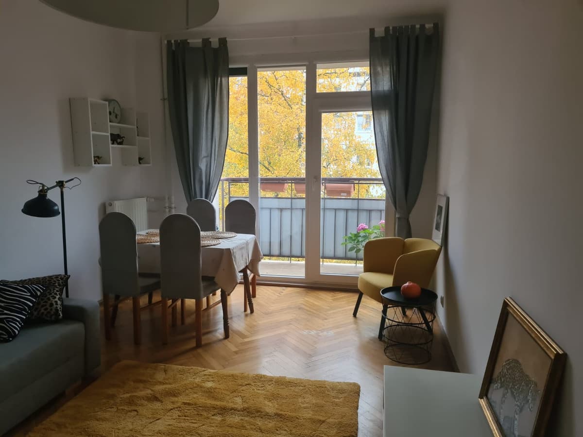 Nowoczesne mieszkanie w sercu Pragi-Północ z ochroną 24/7 - Zdjęcie 1/8