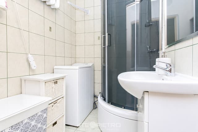 Jasne 2 pokoje z potencjałem na Czubach – idealne pod inwestycję - Zdjęcie 5/9