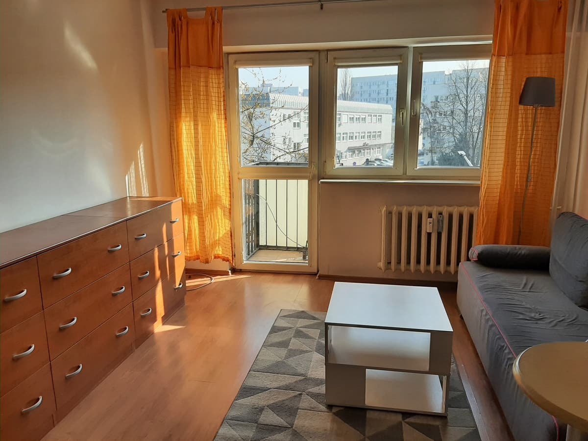 Nowoczesna kawalerka po remoncie - Bielany, blisko metra - Zdjęcie 1/5