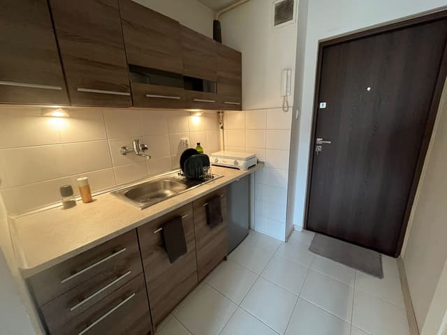 Umeblowany apartament na Młynarskiej, media w cenie - Zdjęcie 4/9