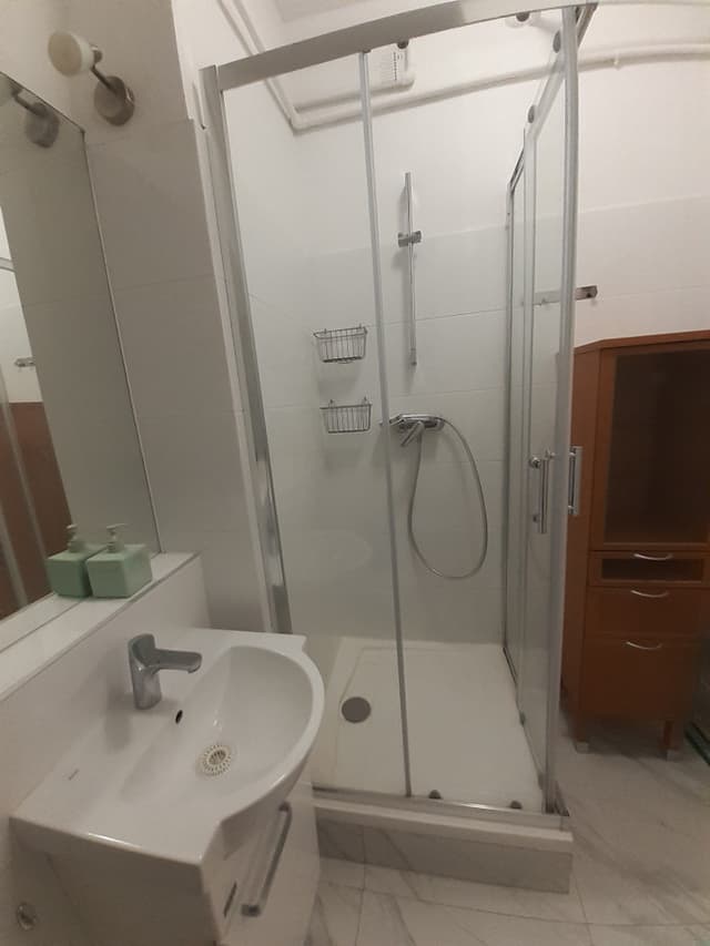 Eleganckie mieszkanie przy Placu Zbawiciela, Śródmieście - Zdjęcie 4/5