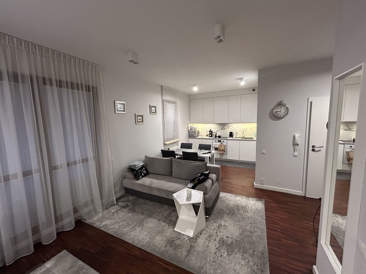 Nowoczesny apartament w prestiżowej lokalizacji na Wyględowie - Zdjęcie 1/7