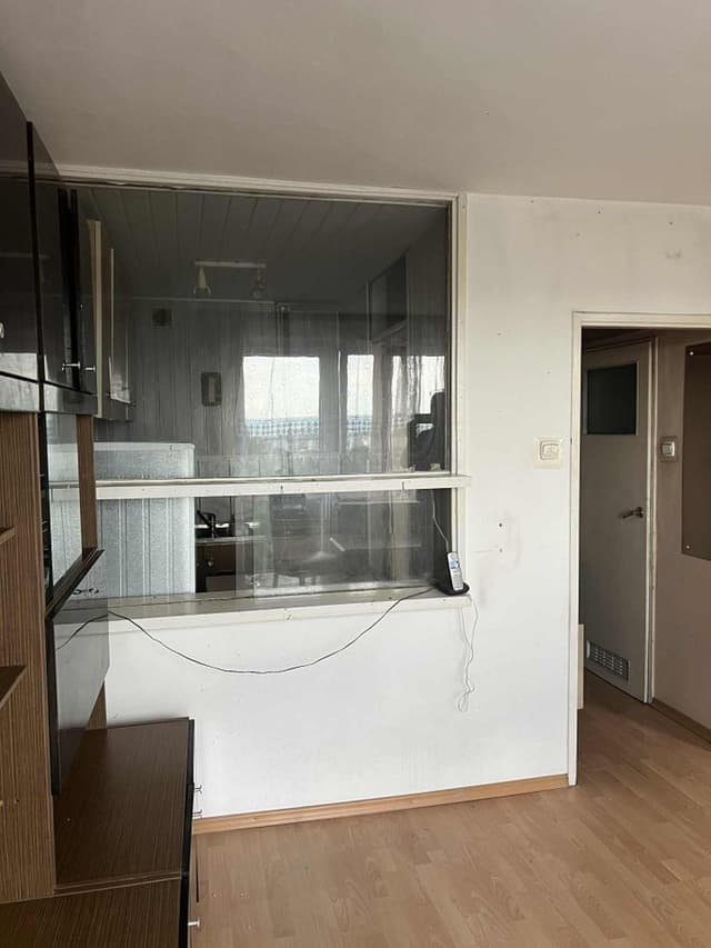 Przestronne mieszkanie w poszukiwanej dzielnicy Mistrzejowice - Zdjęcie 2/5