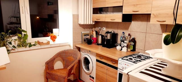 Klimatyczne mieszkanie w sercu Nowej Huty – os. Ogrodowe - Zdjęcie 2/6