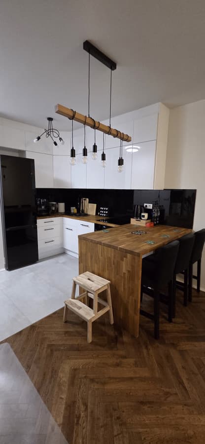 Funkcjonalne mieszkanie na Bemowie – idealna lokalizacja - Zdjęcie 1/15