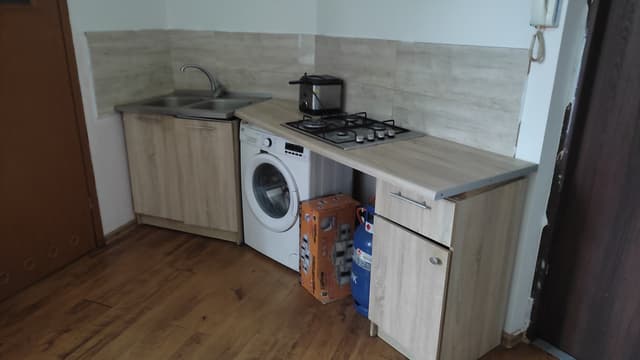 Funkcjonalne mieszkanie na Pradze-Południe - Zdjęcie 3/5