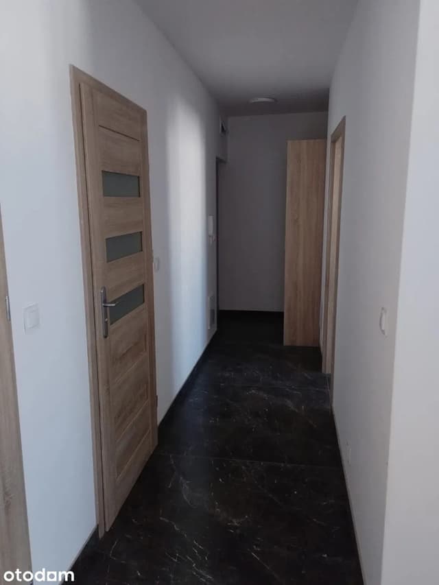 Nowoczesne mieszkanie z klimatyzacją i balkonem w nowym bloku - Zdjęcie 3/8