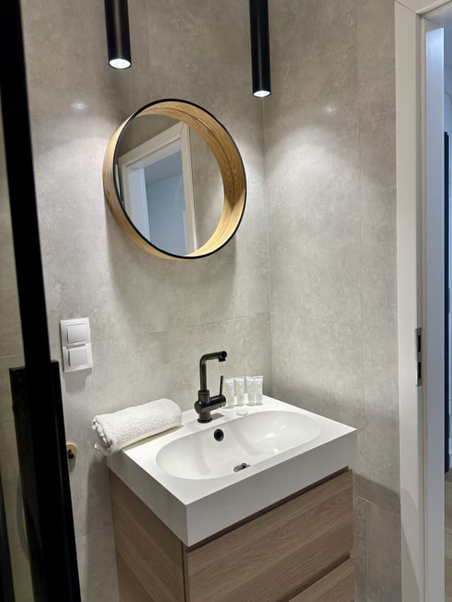 Przytulna kawalerka w sercu Ochoty - idealna inwestycja - Zdjęcie 3/13