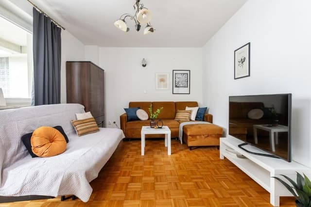 Cichy apartament w centrum Woli z балкоnem i ochroną - Zdjęcie 4/14