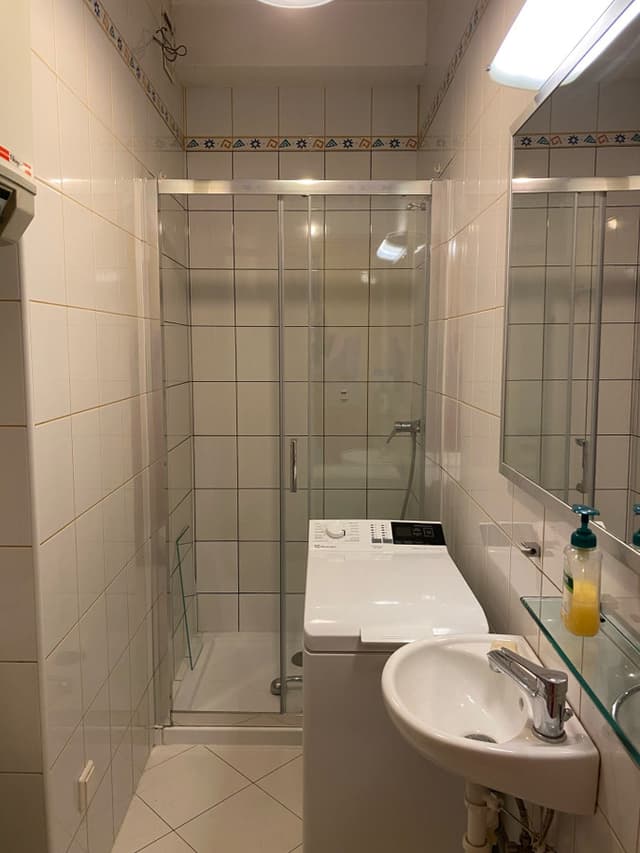 Umeblowana kawalerka w centrum Krakowa – Zwierzyniec - Zdjęcie 5/5