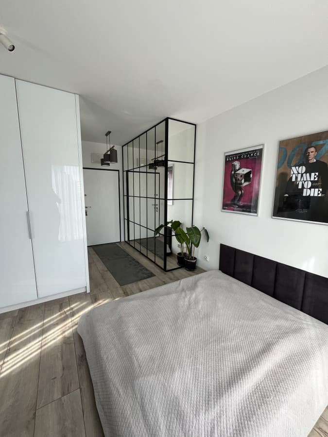 Nowoczesne studio w sercu Woli - idealne dla singla i inwestora - Zdjęcie 1/12