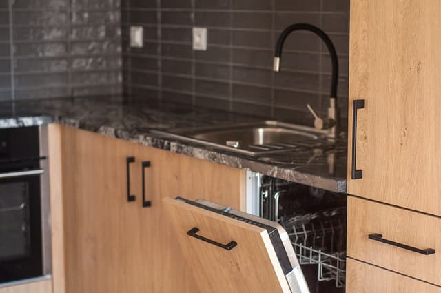 Komfortowe mieszkanie na Podolanach z balkonem, w pełni wyposażone - Zdjęcie 2/25