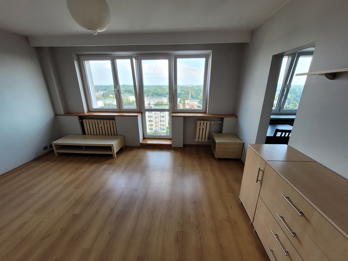 Przytulna kawalerka w spokojnej części Bałut - Zdjęcie 1/6