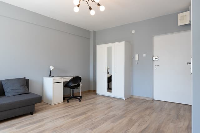 Przytulne studio w centrum Wrocławia przy Dworcu Głównym - Zdjęcie 2/8
