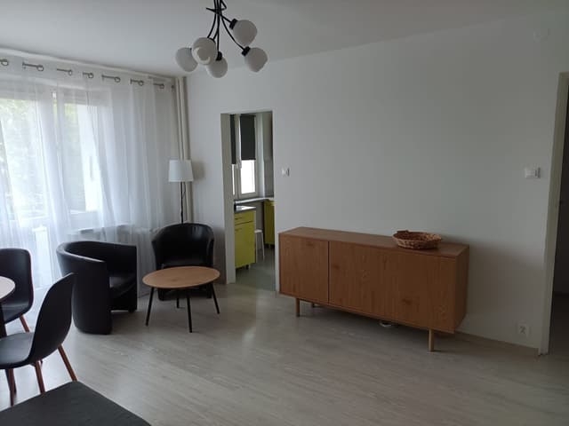 Nowoczesna kawalerka z balkonem przy PST, Os. Chrobrego - Zdjęcie 2/6