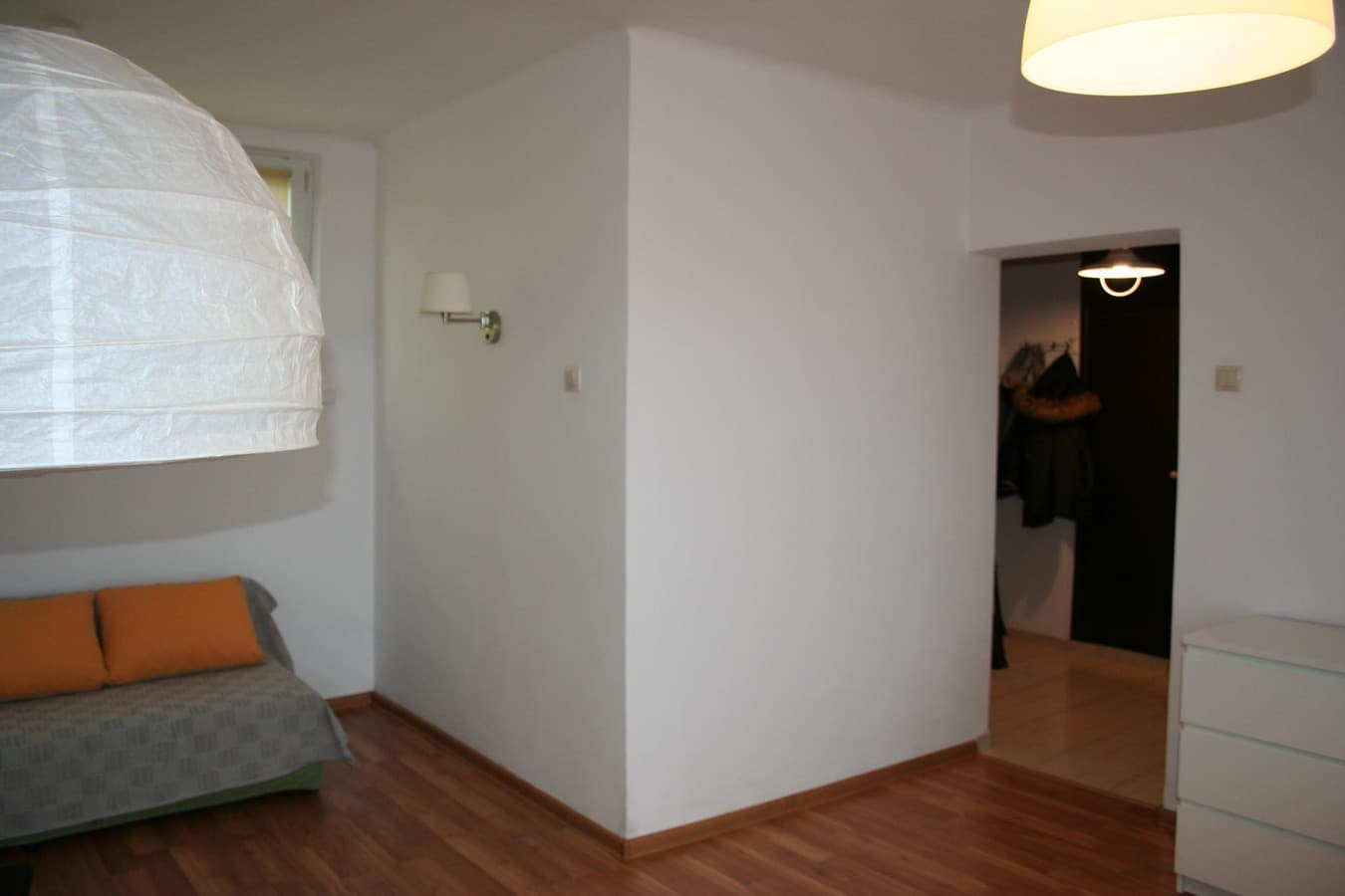 Przytulne 36m² w spokojnej części Górnej, gotowe do zamieszkania - Zdjęcie 1/8