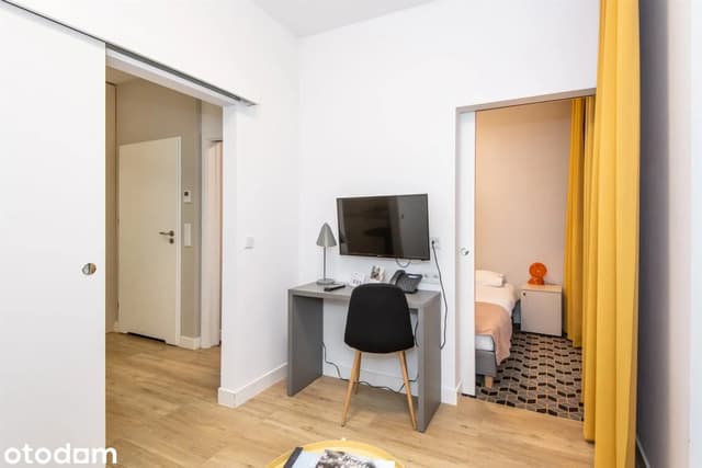 Bezobsługowy lokal inwestycyjny w Arche, Ursynów - Zdjęcie 2/6