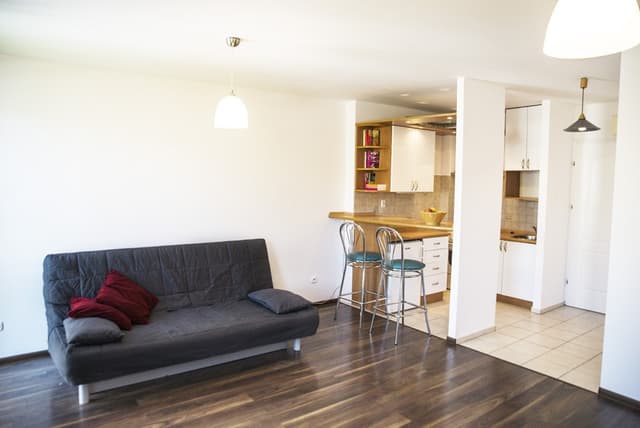 Przytulne mieszkanie z pełnym wyposażeniem - Zdjęcie 2/6