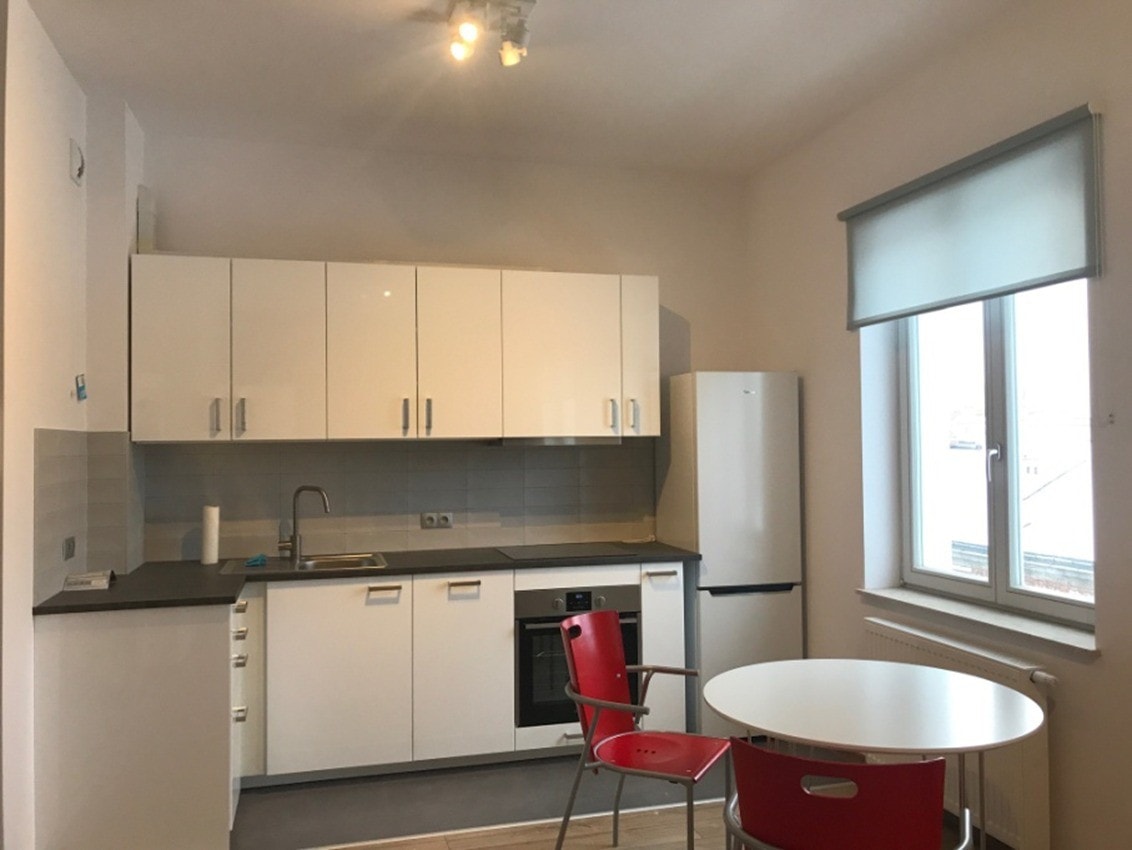 Funkcjonalne mieszkanie na Pradze-Północ - Zdjęcie 1/4