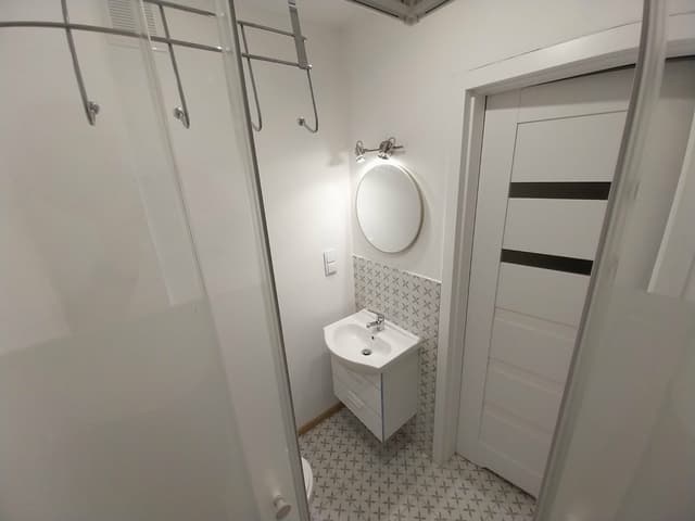 Słoneczne mieszkanie po remont z balkonem blisko UŁ - Zdjęcie 5/17