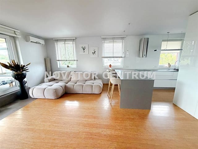 Wyjątkowe mieszkanie z wielkim tarasem w Marina House - Zdjęcie 3/17