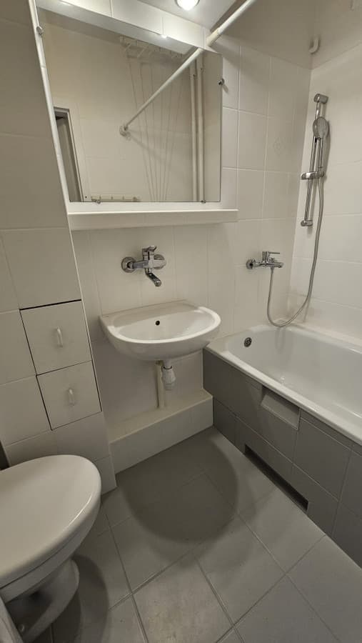 Komfortowe mieszkanie w dzielnicy Krzyki, Wrocław - Zdjęcie 5/5