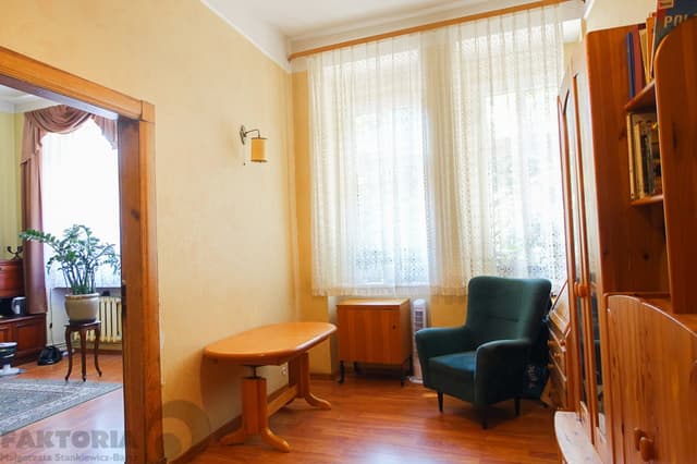 Stylowe 4 pokoje przy Parku Żeromskiego – idealne na biuro - Zdjęcie 4/20