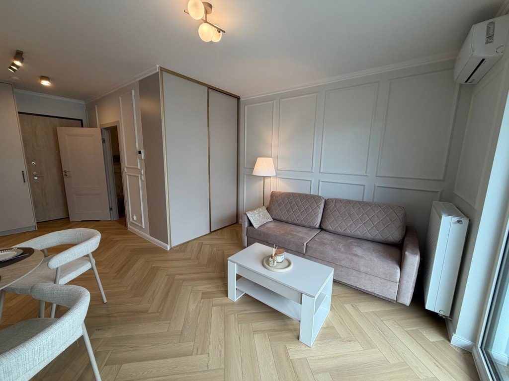 Nowe, stylowe studio z balkonem – Sady Ursynów - Zdjęcie 1/8