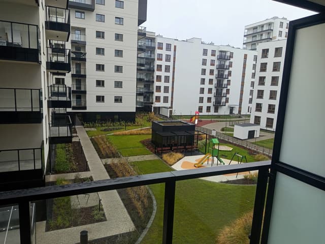 2-pokojowe mieszkanie na Ochocie - Zdjęcie 5/9