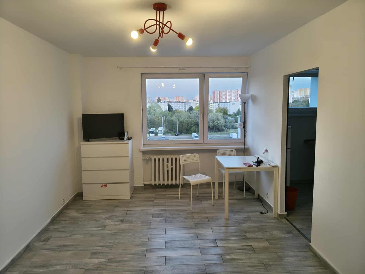 Przytulne mieszkanie w sercu Rataj - doskonała lokalizacja! - Zdjęcie 1/10