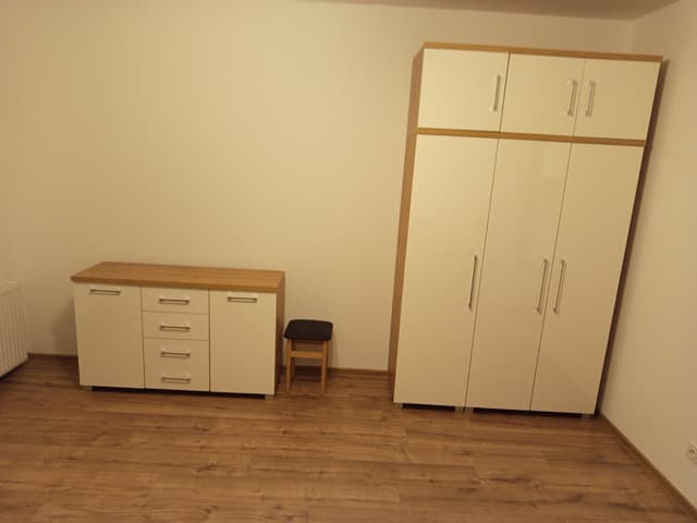 2-pokojowe mieszkanie na Ochocie - Zdjęcie 2/9