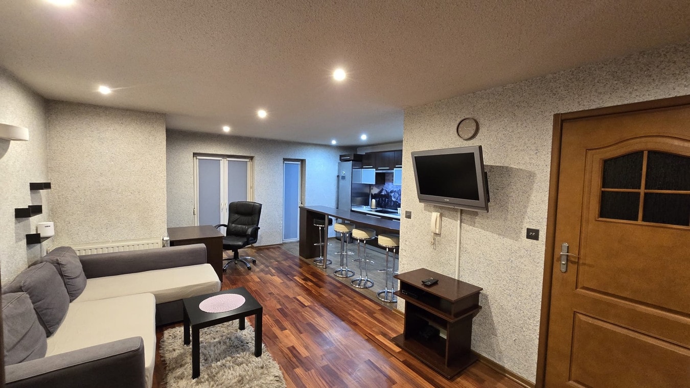 Komfortowe mieszkanie w Podgórzu - gotowe do zamieszkania - Zdjęcie 1/9