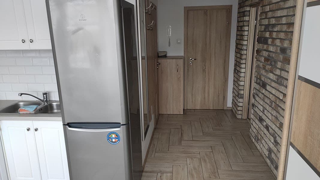 Odnowione, słoneczne mieszkanie w spokojnej okolicy - Widzew - Zdjęcie 1/10