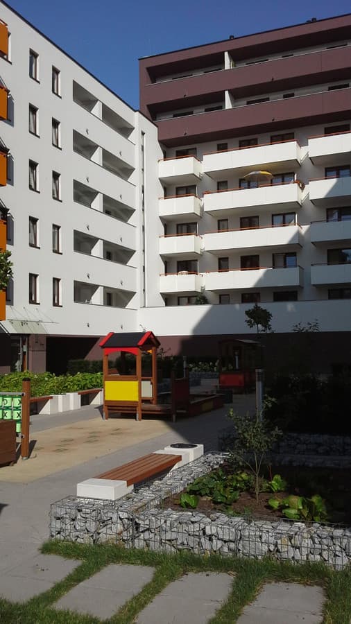 Stylowa, klimatyzowana kawalerka z balkonem – Wrocław Krzyki - Zdjęcie 3/13