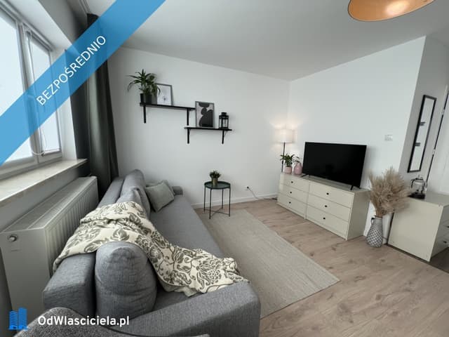 Przytulna kawalerka z widokiem na panoramę Warszawy, Mokotów - Zdjęcie 5/15