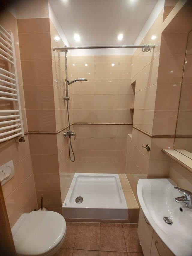 Funkcjonalny pokój w doskonałej lokalizacji Warszawy - Zdjęcie 5/6