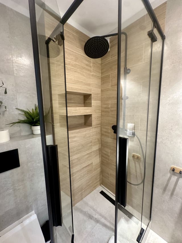 Przytulna kawalerka w sercu Ochoty - idealna inwestycja - Zdjęcie 2/13