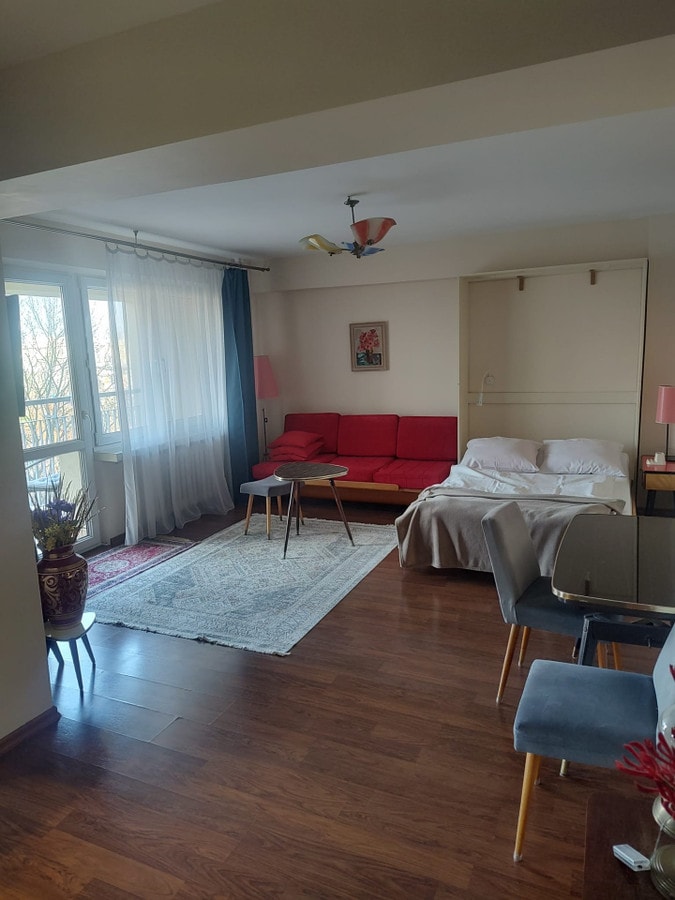 Dwupokojowe mieszkanie w Nowej Hucie z windą - Zdjęcie 1/8