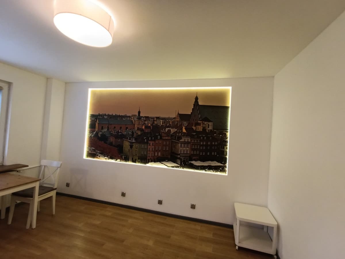 Kompaktowe mieszkanie w Warszawie z potencjałem - Zdjęcie 1/6