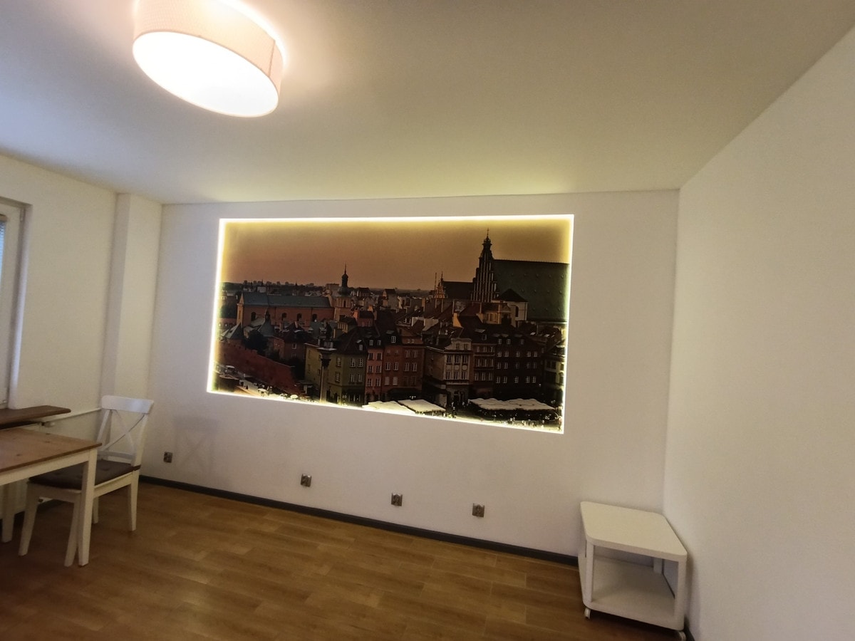 Kompaktowe mieszkanie w Warszawie z potencjałem - Zdjęcie 1/6