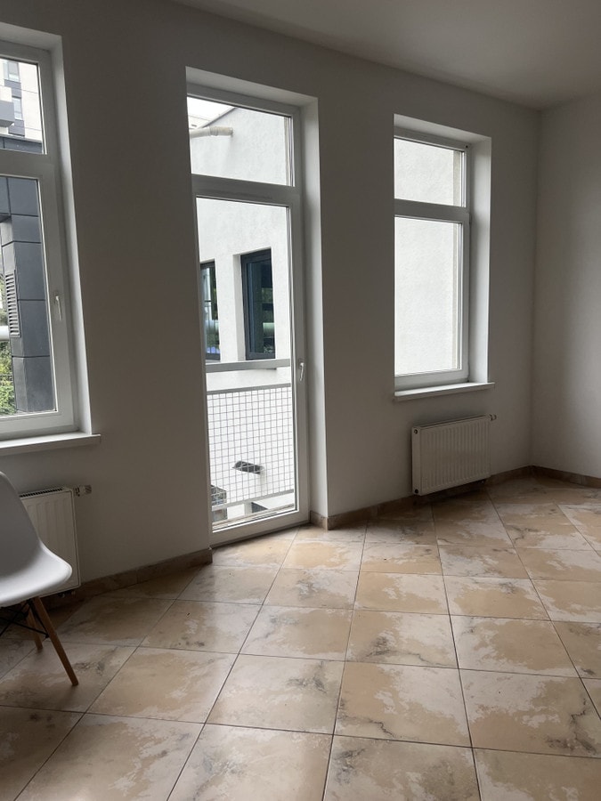 Wysoka, jasna kawalerka z garażem, Poznań Grunwald - Zdjęcie 1/15