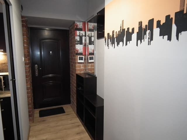 Komfortowy apartament na Mokotowie - wynajem - Zdjęcie 2/6