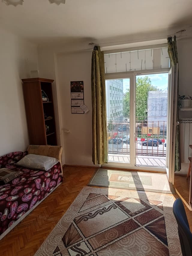 Słoneczne mieszkanie z balkonem na Starej Ochocie - Zdjęcie 2/10